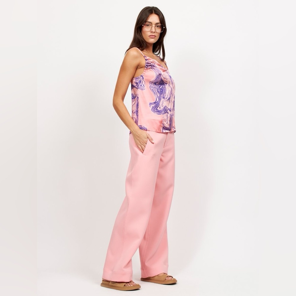 TAMAR SLEEVELESS TOP - Picture 2 of 8